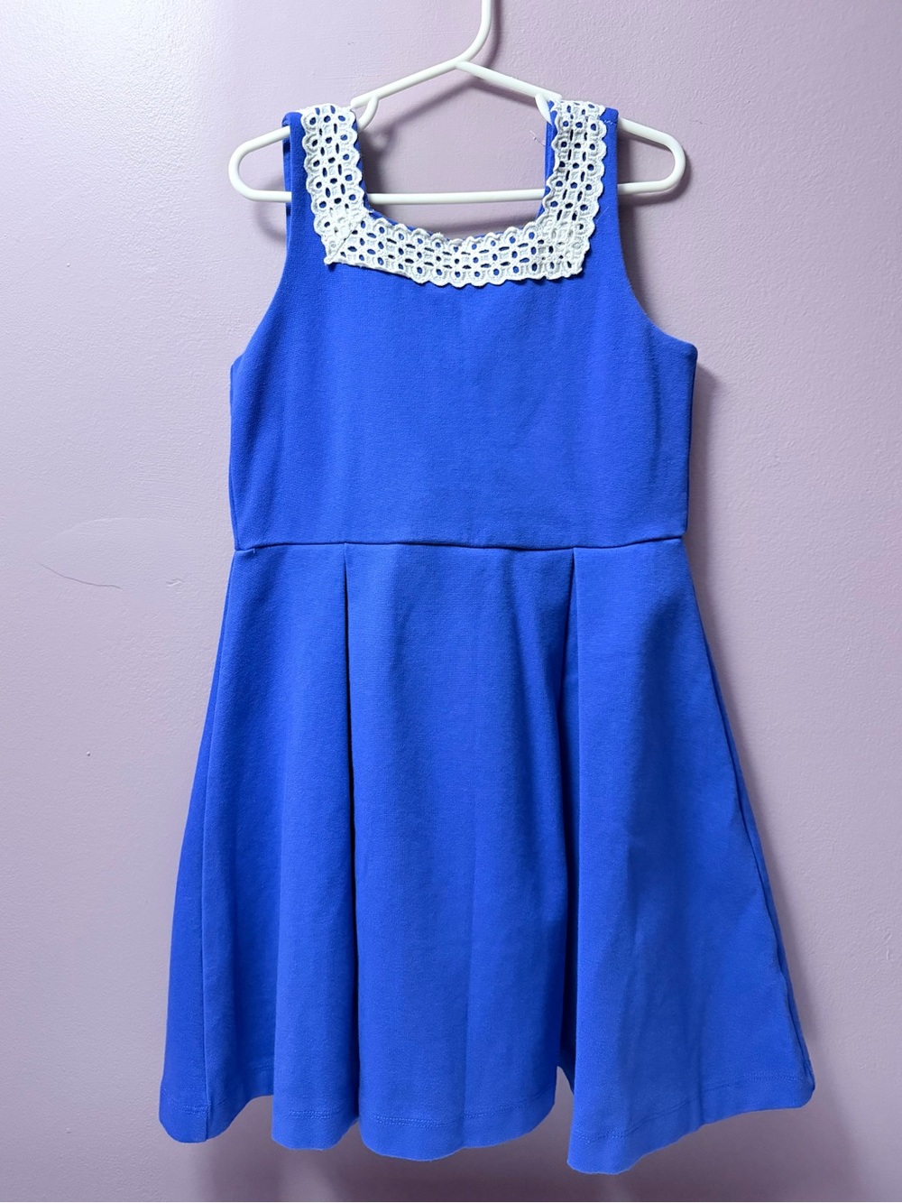 Girls Size 7 Janie and Jack Blue Cotton Dress with White Crochet Collar.